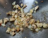 Gambar langkah 3 resipi Nasi Goreng China.