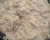 Foto del paso 3 de la receta: Pollo con nata y champiñones