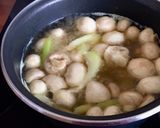 Hình bước làm 1 của món 🌱 Canh Nấm Mỡ Cần Tây Chay (Vegan)