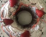 Foto del paso 6 de la receta: BUDÍN MUY HÚMEDO DE 🍫CHOCOLATE 🍫 Y 🍓FRUTILLAS 🍓