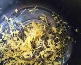 A picture of step 2 of Mango juice.