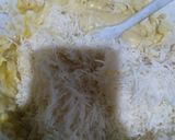 Foto langkah ke 2 dari resep Soes Kering Keju.