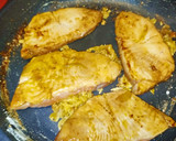 Foto del paso 6 de la receta: Filetes de emperador en salsa