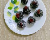 A picture of step 5 of Kavuni Arisi (Black rice) Ladoo.