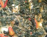 Foto langkah ke 6 dari resep Gulai Daun Singkong dan Telur Puyuh.