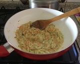 Foto del paso 3 de la receta: Tortilla de mix de verduras y fideos