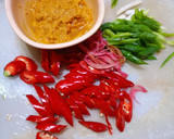 Foto langkah ke 3 dari resep Ikan Mujair Siram Kecombrang.