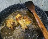Foto langkah ke 5 dari resep Ayam Goreng Lengkuas Metode Kukus Bumbu Marinasi Instan.