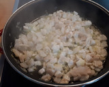 Foto del paso 4 de la receta: 122. Pastel de merluza y gambas