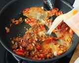 Foto langkah ke 6 dari resep Tom Yum Spaghetti Devina Hermawan.