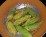 A picture of step 5 of Aalu ka bhrwa krela.