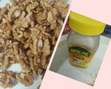 A picture of step 2 of Oats chia & walnuts with Kellogg's.