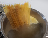 Foto del paso 3 de la receta: Espaguetis con langostinos