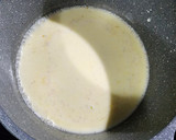 Foto del paso 2 de la receta: 🧀🥣Reducción de crema y queso - Salsa rápida para pastas 🥣🧀