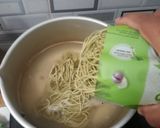Foto langkah ke 4 dari resep Ramen Mie Instan.