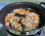 Foto langkah ke 3 dari resep Oseng daun pepaya teri jos.