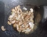 Foto langkah ke 3 dari resep Cah jamur.