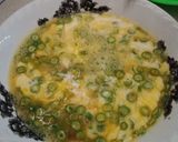 Foto langkah ke 3 dari resep Dadar Telur Susu (Wangi & Legit).