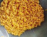 A picture of step 2 of Moong Dal Halwa.