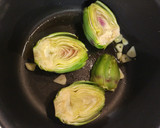 Foto del paso 2 de la receta: Guiso de verduras con alcachofas y setas vegano