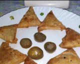 A picture of step 7 of Jalapenos cheese samosa.