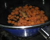 Foto langkah ke 5 dari resep Sup Sosis Wortel.