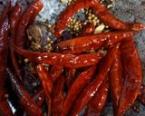 ஸ்பைசி ரா ஆனியன் சட்னி (Spicy raw onion chutney recipe in tamil) ரெசிபி ஸ்டேப் 3 புகைப்படம்
