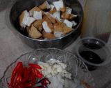 Foto langkah ke 1 dari resep Tumis tahu kulit saus tiram.