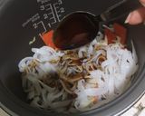 รูปขั้นตอนการทำที่ 2 ของ เตี๋ยวหลอดทรงหมูสมุย