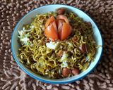 Foto langkah ke 5 dari resep Mie Goreng Sosis.
