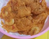 Foto langkah ke 5 dari resep Peyek Udang Khas Resto Padang.