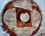 Foto del passaggio 4 della ricetta Torta di rigatoni al forno