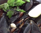 Foto del paso 1 de la receta Sopa de mejillones a la canela