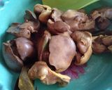 Foto langkah ke 1 dari resep Kacang panjang ber Hati Ayam.