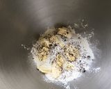 Une image de l'étape 2 de Pâte brisée au rhum et vanille.