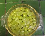 Foto del paso 2 de la receta: Gelatina de vino con uvas