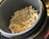 Foto del paso 1 de la receta: Fritada de pollo con tomate y huevo en Olla GM modelo H