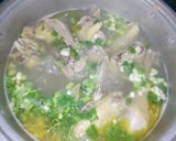 Foto langkah ke 3 dari resep Sop Ayam Khas Tulungagung.