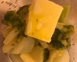 Foto del passaggio 1 della ricetta Crema di broccoli su polenta croccante