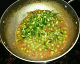 A picture of step 3 of Masala Pav.
