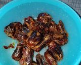 Foto langkah ke 1 dari resep Jus kurma (air nabeez + susu).