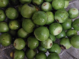 लसोडे और कच्चे आम का खट्टा मीठा इंस्टेंट आचार