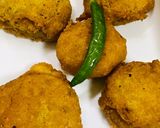 A picture of step 2 of Moong dal vada.