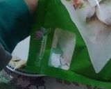 Foto langkah ke 6 dari resep Vietnam Spring Rolls.