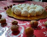 Foto del passaggio 4 della ricetta Palline cocco e nocciola