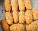 Foto langkah ke 3 dari resep Kroket ubi isi cokelat meises.