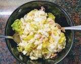 Foto del paso 2 de la receta: Ensalada de repollo, lechuga, jamón cocido y queso