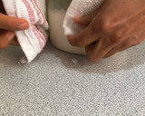Foto del paso 3 de la receta: Yogurt natural, griego y queso crema económico, fácil y sin máquina