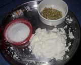 A picture of step 1 of Thandai paneer roll.