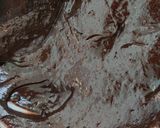 A picture of step 2 of Easy Oreo cooker cake.